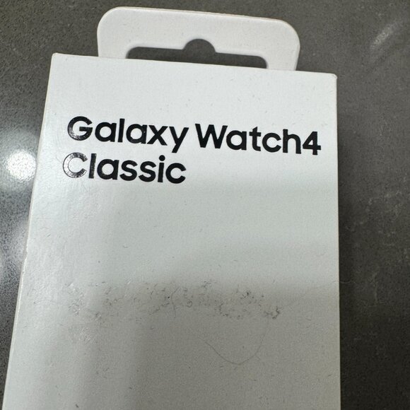 Samsung Galaxy Watch 4 Classic‎ 42mm Smartwatch GPS Bluetooth WiFi - Black NEW - Picture 5 of 8